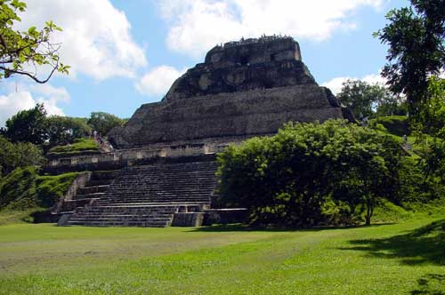 Belize 10